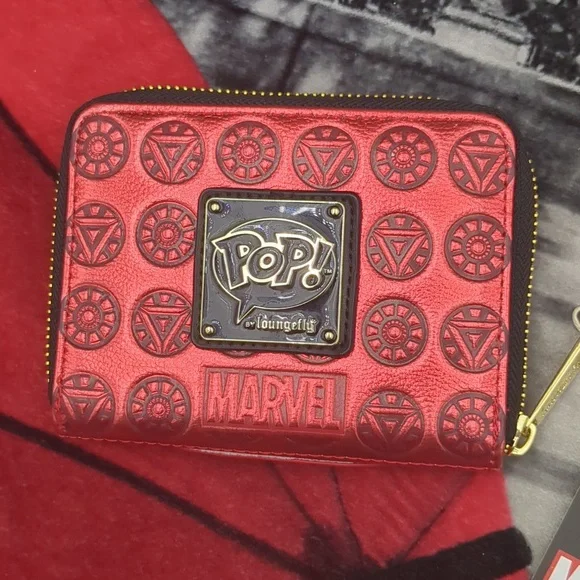 Iron Man zip around wallet - Picture 2 of 8